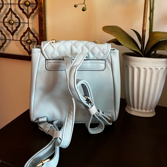 Powder blue backpack - Picture 2 of 2